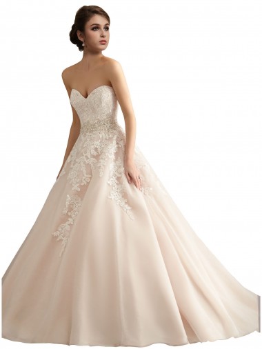 Avorio & Champagne Abito da ballo Scollatura a V Cattedrale di treno Tulle Pizzo Abiti da sposa Outlet