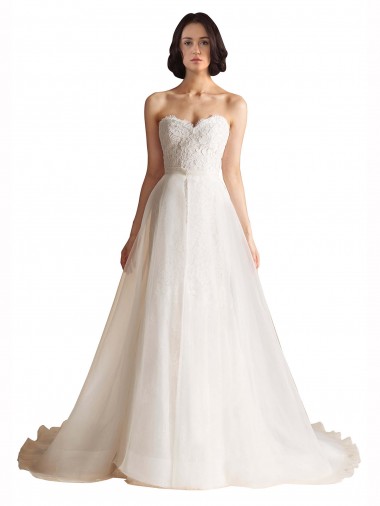 Avorio Linea A Innamorato Sweep treno Tulle Abiti da sposa Outlet