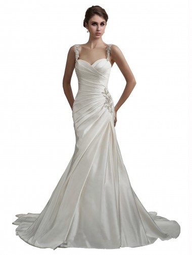 Avorio Stile sirena Innamorato Raso Spiaggia Abiti da sposa Outlet