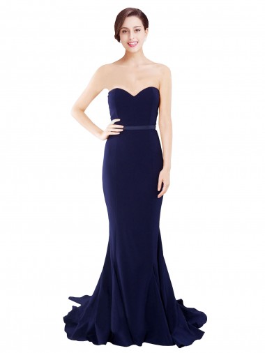 Blu marino scuro Stile sirena Innamorato Sweep treno Crespo Elastico Lunga Abiti da damigella donore / Abiti da ballo Outlet