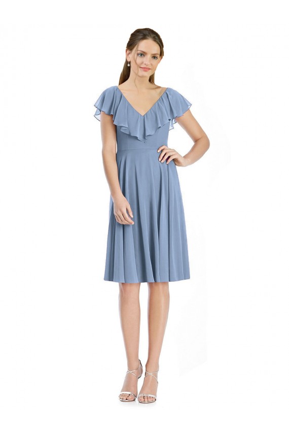 Blu polveroso Linea A Scollatura a V Al ginocchio cocktail Chiffona Corto Abiti da damigella donore Outlet
